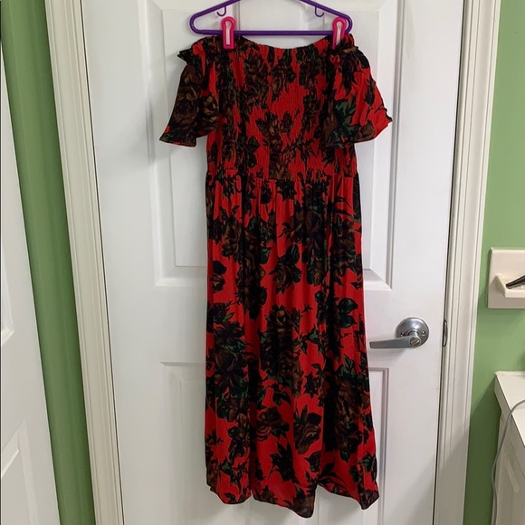 red off the shoulder dress from Zara size large - Picture 5 of 6